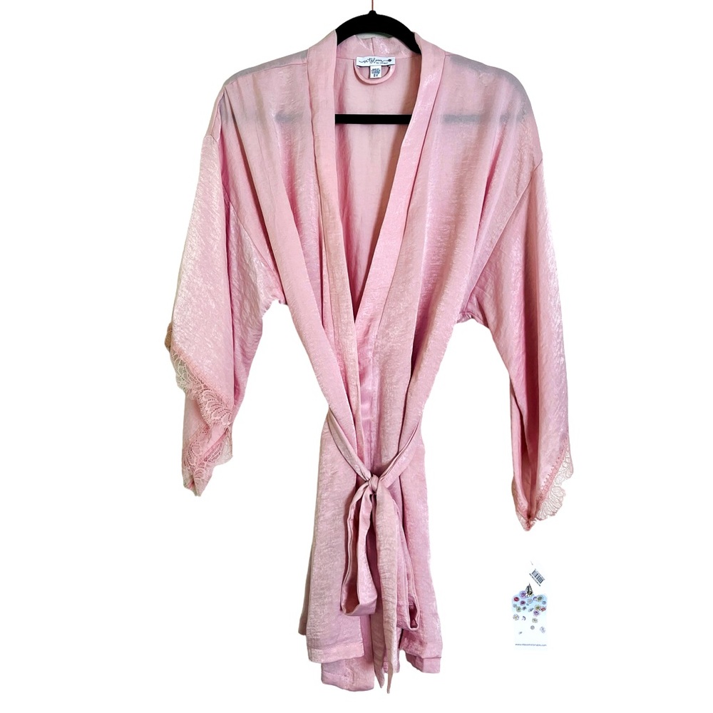 In Bloom by Jonquil | NWT Bailey Lace Trim Satin Wrap Size M/L
